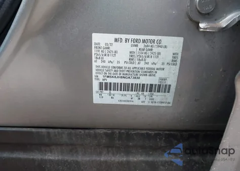 2022 Ford Explorer Timberline z USA, uszkodzony, nr VIN 1FMSK8JH8NGA73830